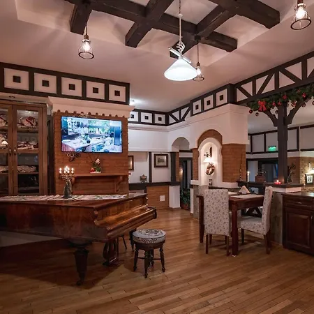 Conacul Bratescu Guest house